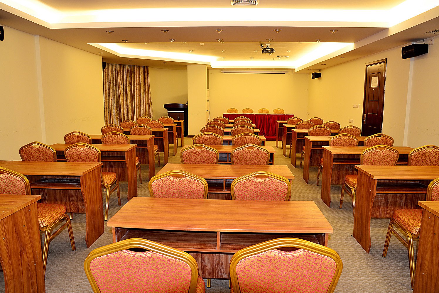 Haoting Business Hotel (Zhaoqing Duanzhou) 3*