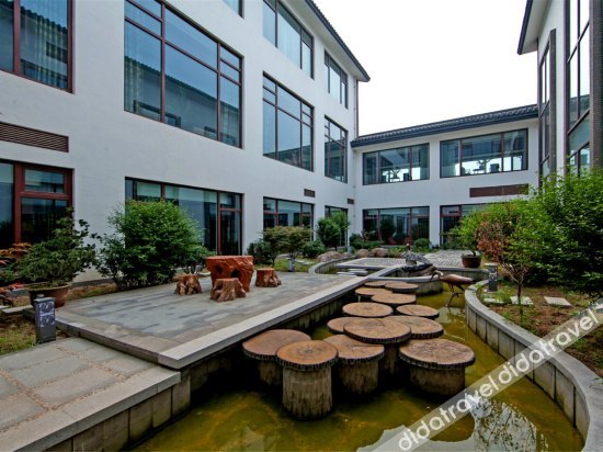 Dongquan Hot Spring Holiday Hotel 5*