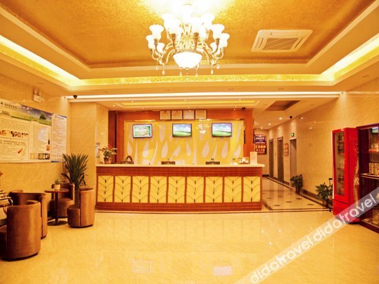 Greenwood Hotel (Zhuhai Jinwan Huafa Mall) 3*