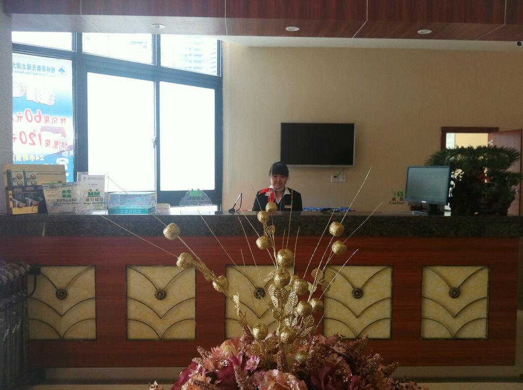 GreenTree Inn Zhixuan (Wuxi Nanchang Street Scenic Area Tongyang Road Store) 2*
