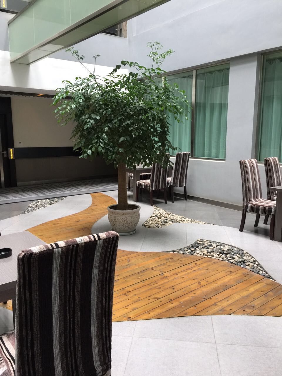 Fairyland Premium Hotel (Kunming Tuodong Sports Center Tangzixiang Metro Station) 3*