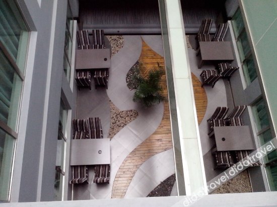 Fairyland Premium Hotel (Kunming Tuodong Sports Center Tangzixiang Metro Station) 3*