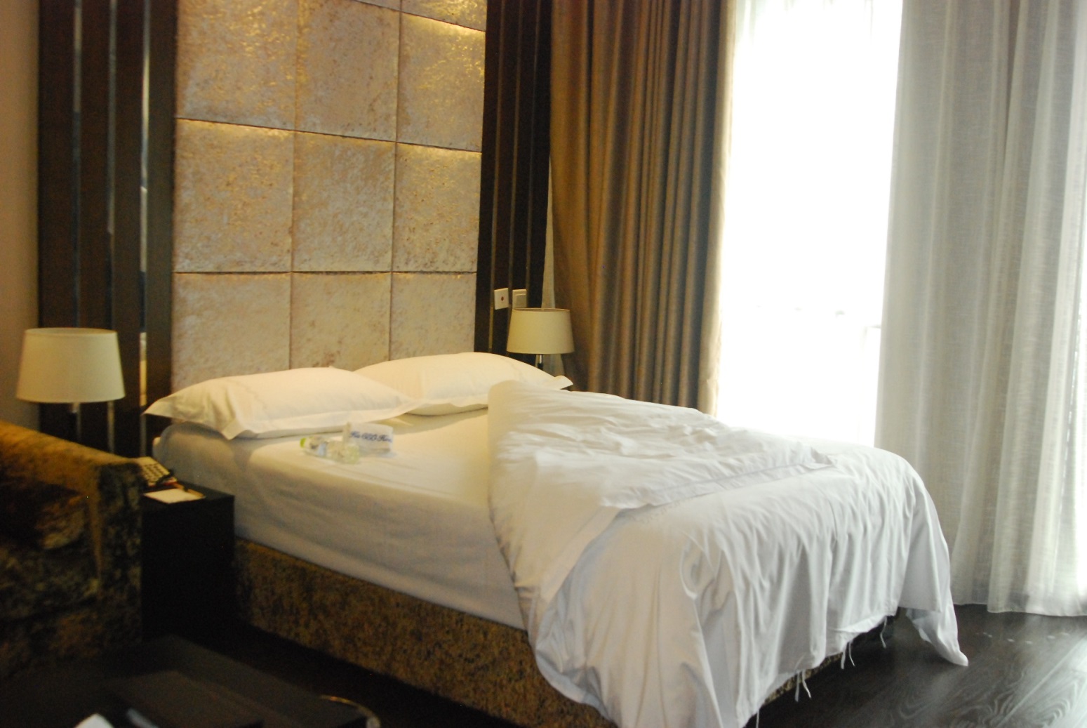 Carnival CEO Hotel (Chengdu Tianfu 3rd Street Funian Square) 0*