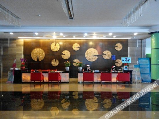 Baoshi Hotel 3*