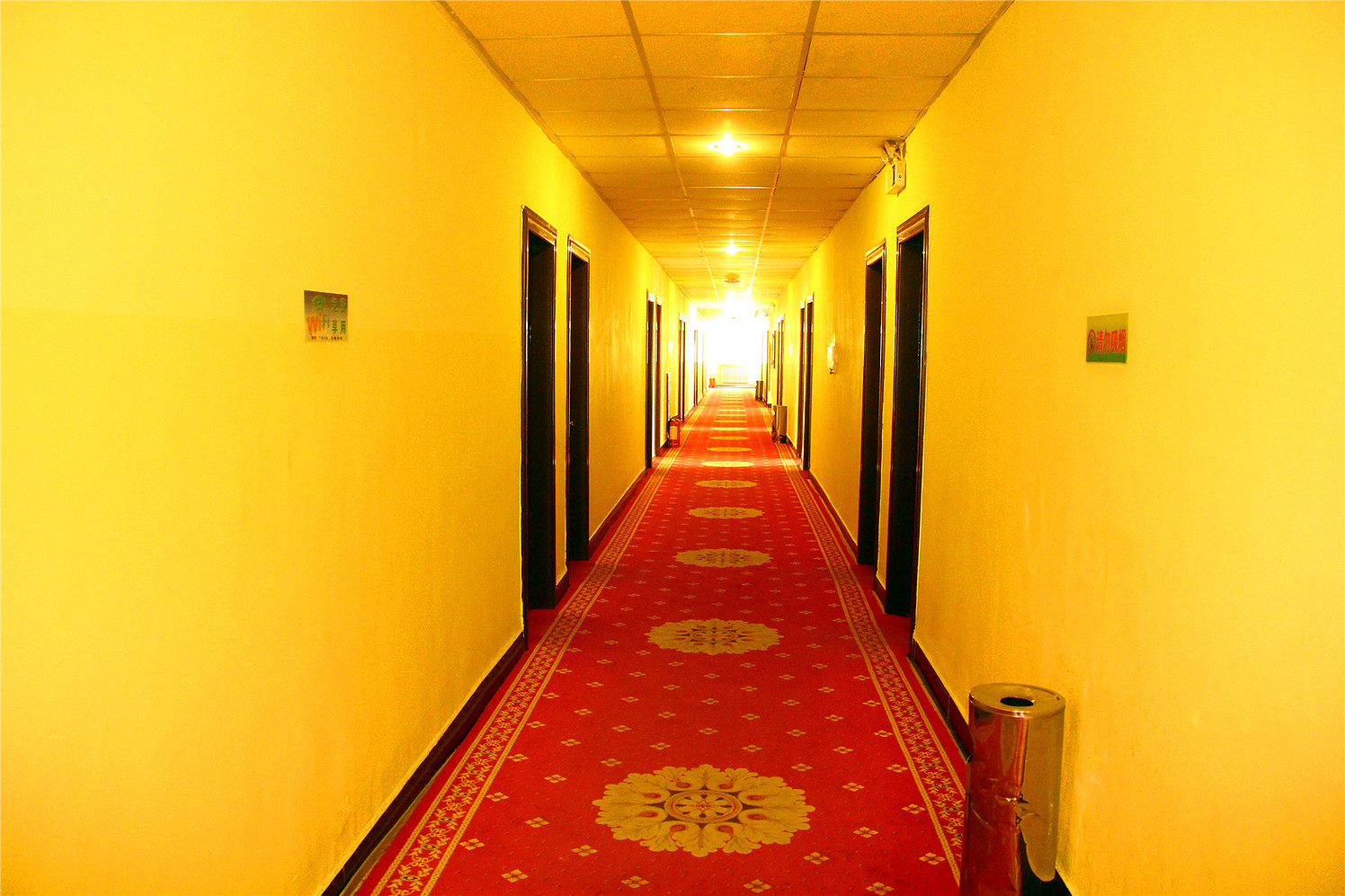 Homeinn Selected Hotel (Baotou East Station Airport) 3*