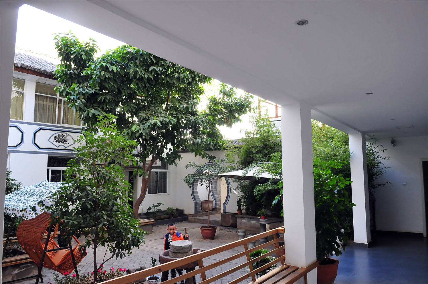 Yunzhishang Hotel ( Dali Erhai High-Speed Railway Station) 3*