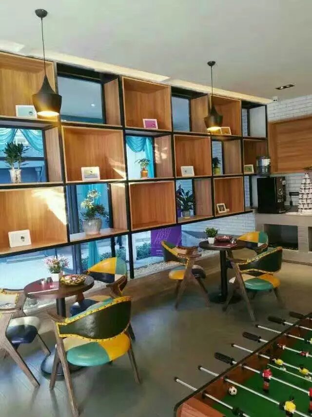 Yunzhishang Hotel ( Dali Erhai High-Speed Railway Station) 3*