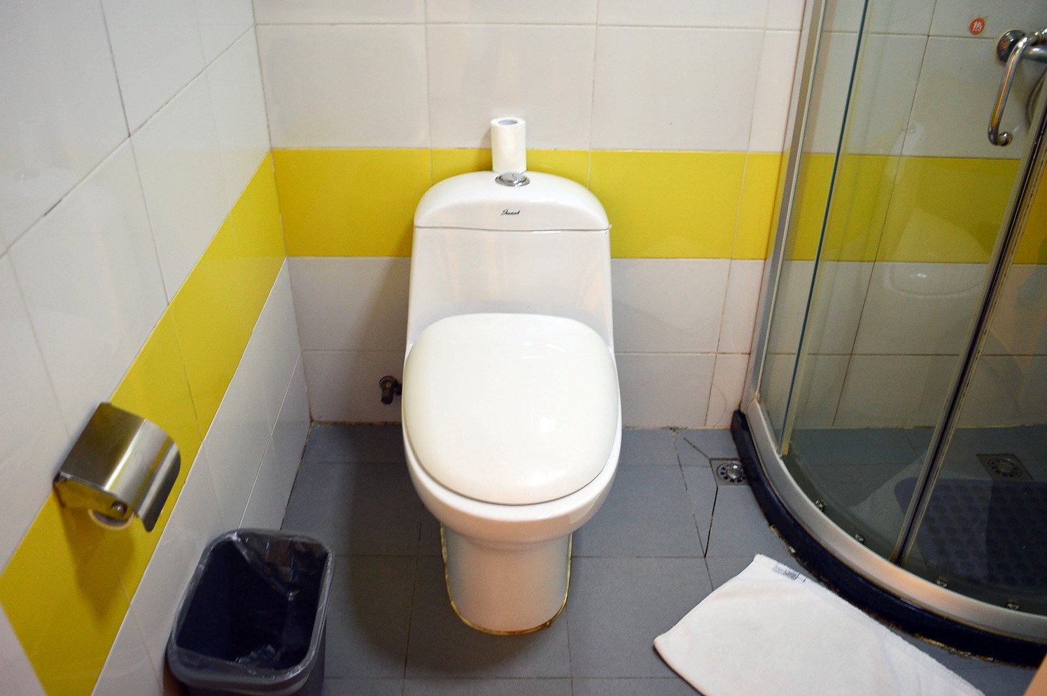 7 Days Premium Hotel (Shijiazhuang Shuishang Park Gaozhu Subway Station) 2*