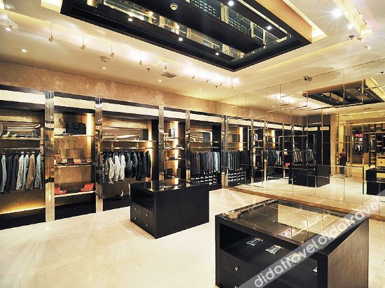 Rezen Hotel Taiyuan Wanda Plaza Yunding 4*