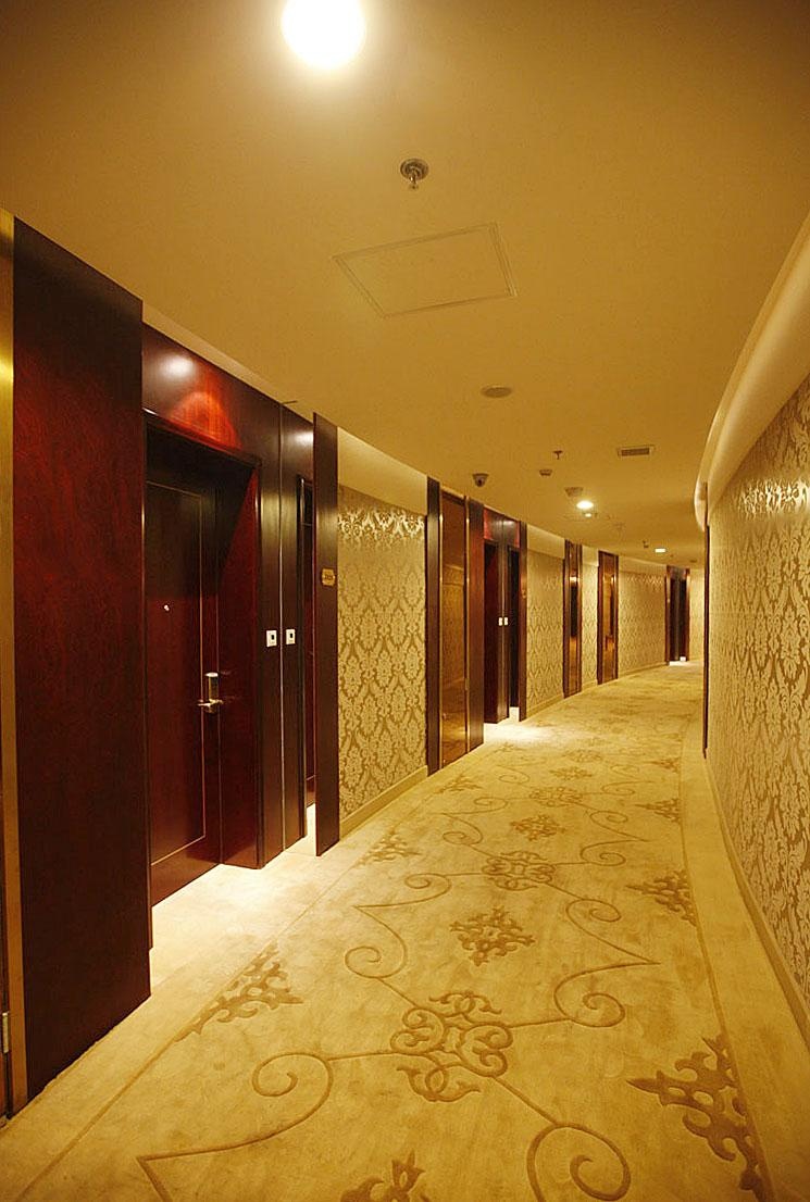 Rezen Hotel Taiyuan Wanda Plaza Yunding 4*