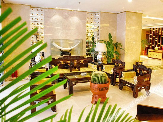 Rezen Hotel Taiyuan Wanda Plaza Yunding 4*