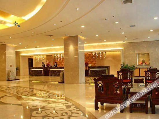 Rezen Hotel Taiyuan Wanda Plaza Yunding 4*