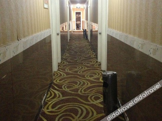 Baoxin Hotel 1*