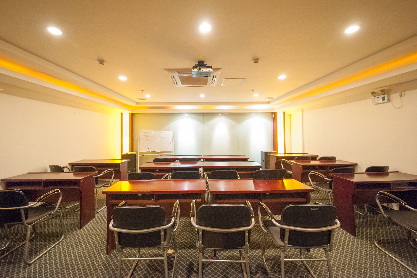 HanTing Hotel (Rugao Anding Square) 2*