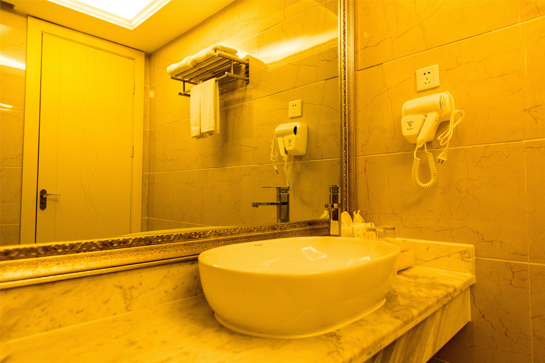 Keliad Hotel (Nanning Wuyi Interchange Metro Station) 3*