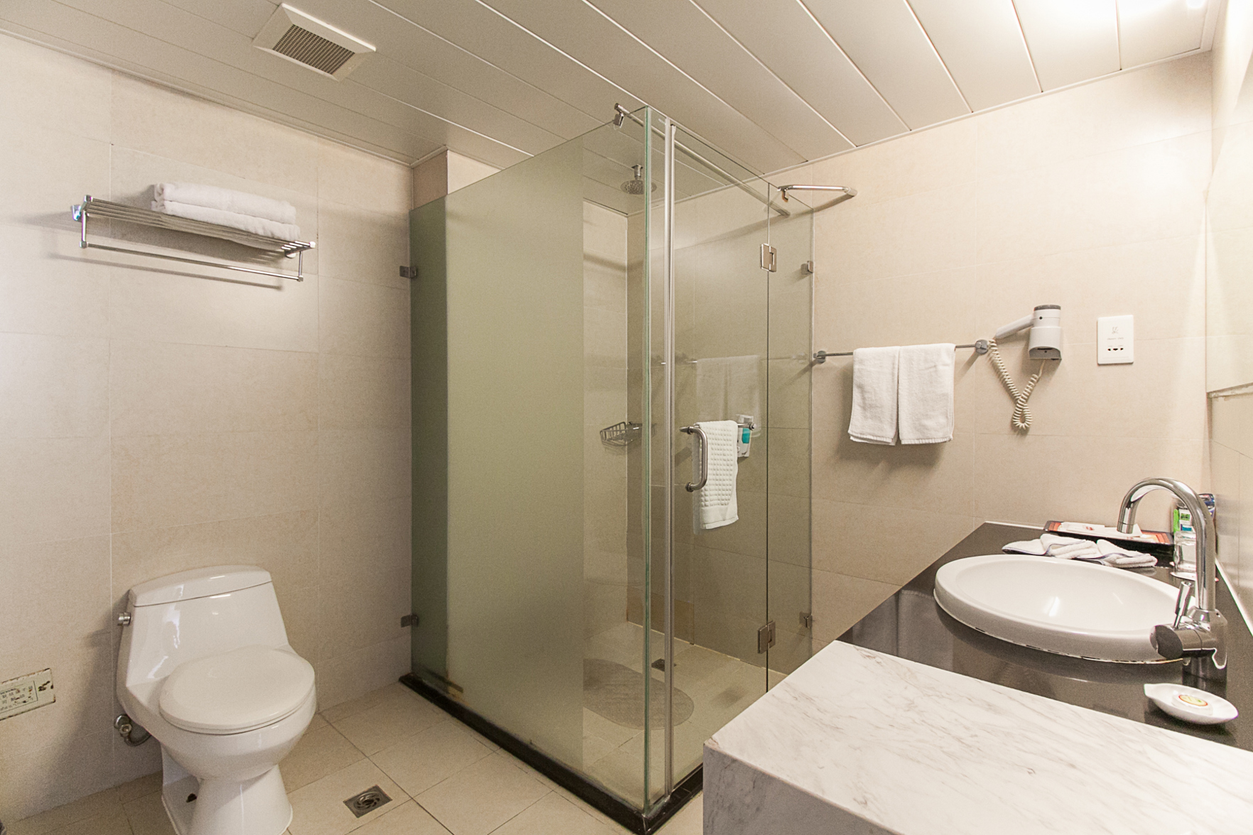 Sujia Jinlong Business Hotel 3*