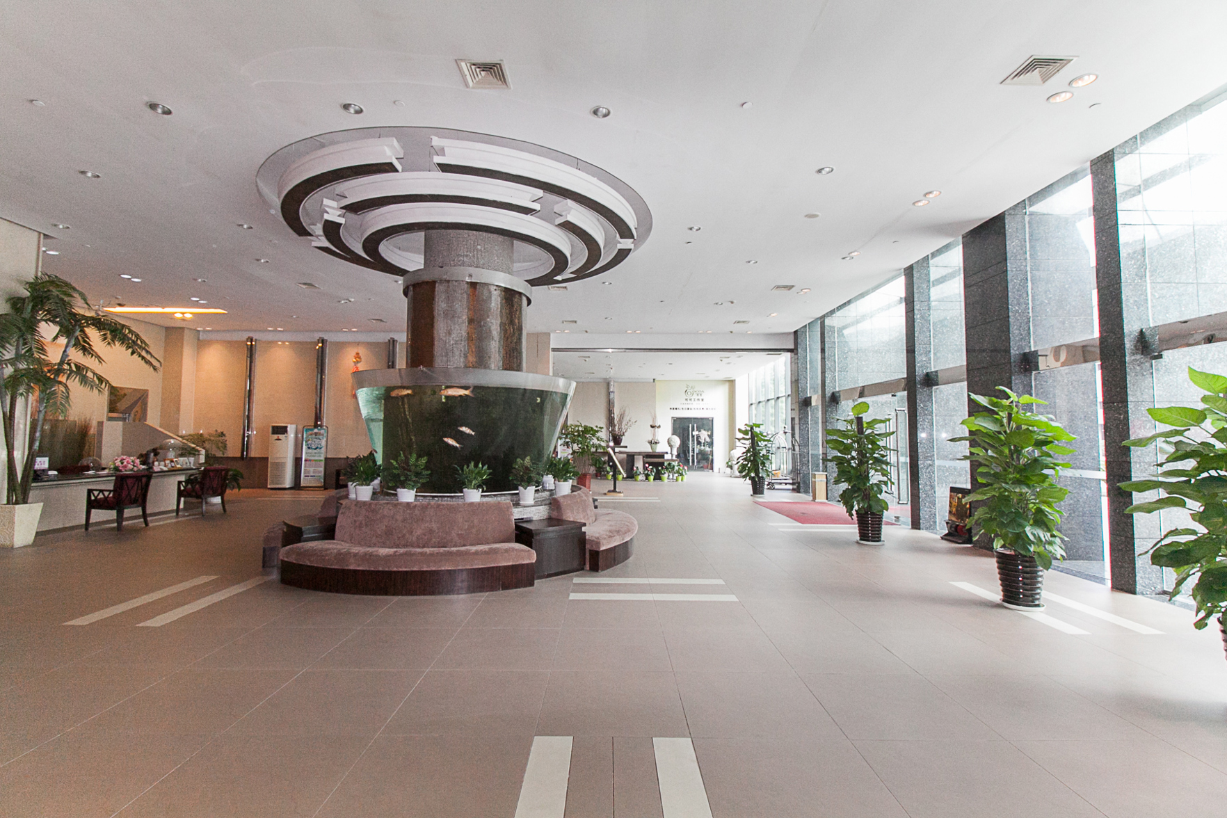 Sujia Jinlong Business Hotel 3*