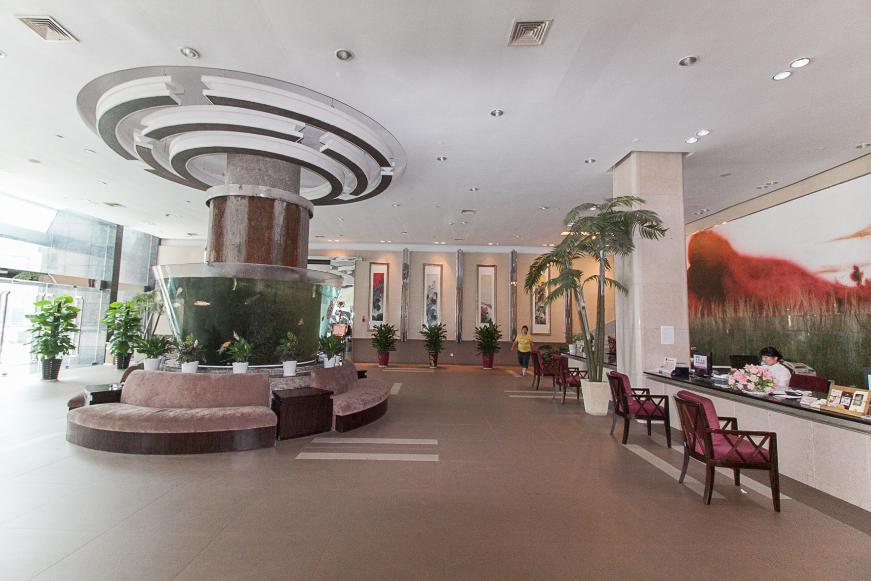 Sujia Jinlong Business Hotel 3*