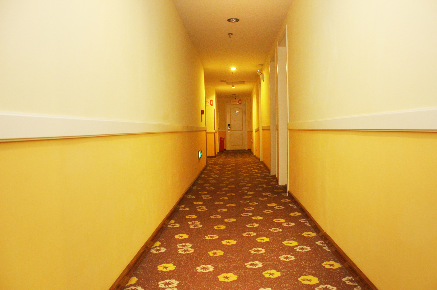 Homeinn Hotel (Shenyang Railway Station Taiyuan Street Wanda Plaza) 2*