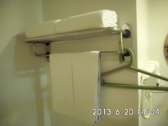 Homeinn Hotel (Shenyang Liaoning University Bainiao Park Subway Station) 2*