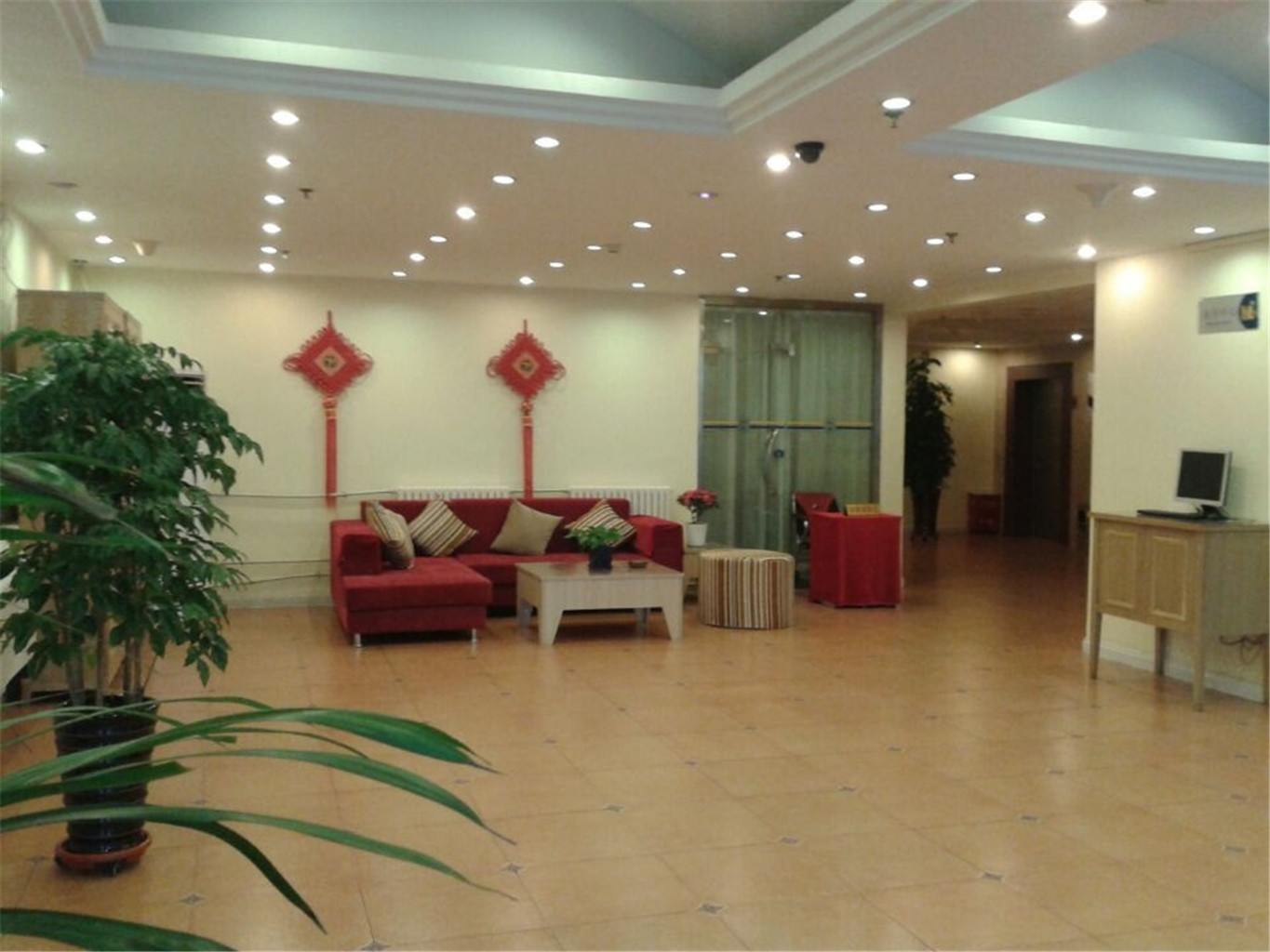Homeinns·neo(Shenyang Zhannan 5th Road Subway Station Store) 2*