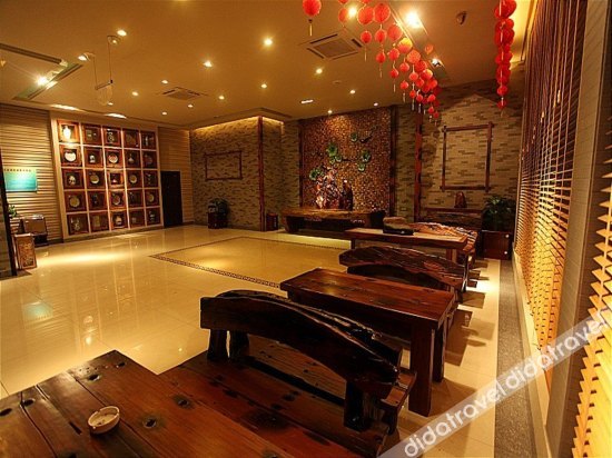 City Comfort Inn Hotel (Beihai Beibu Gulf Square Old Street) 2*