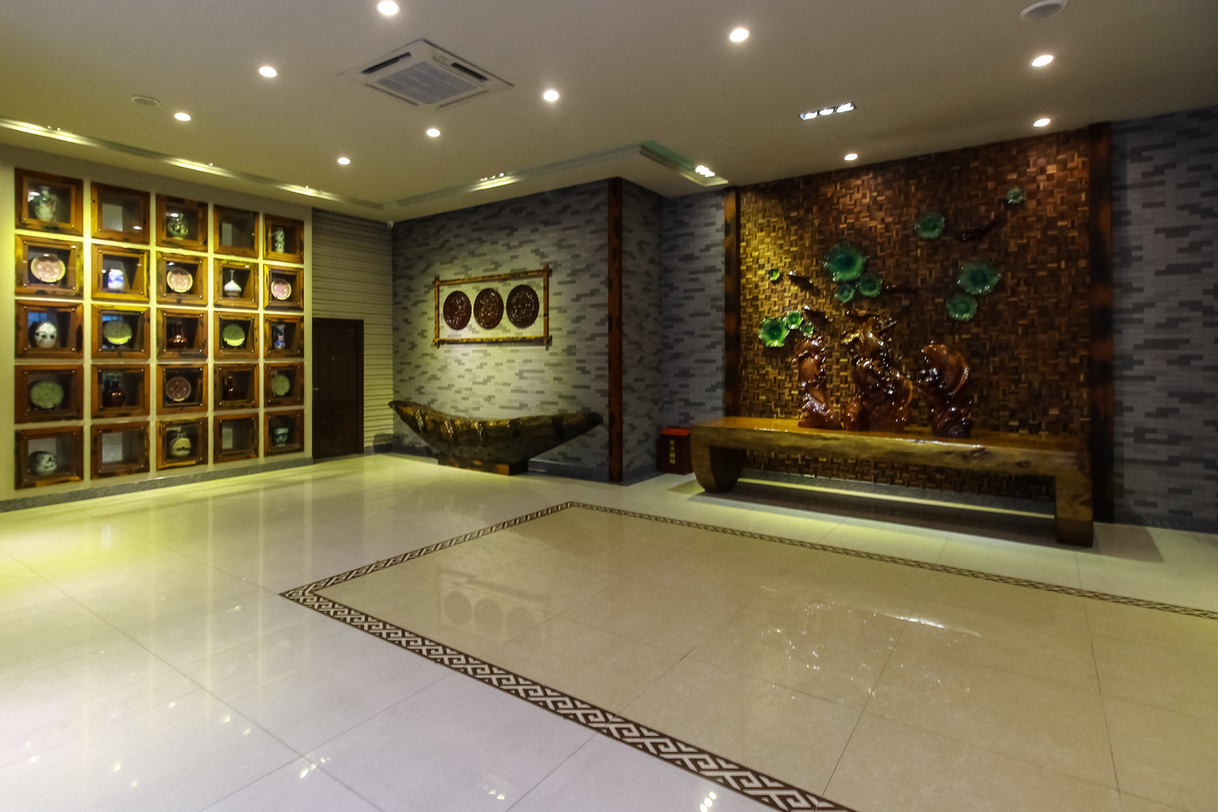 City Comfort Inn Hotel (Beihai Beibu Gulf Square Old Street) 2*