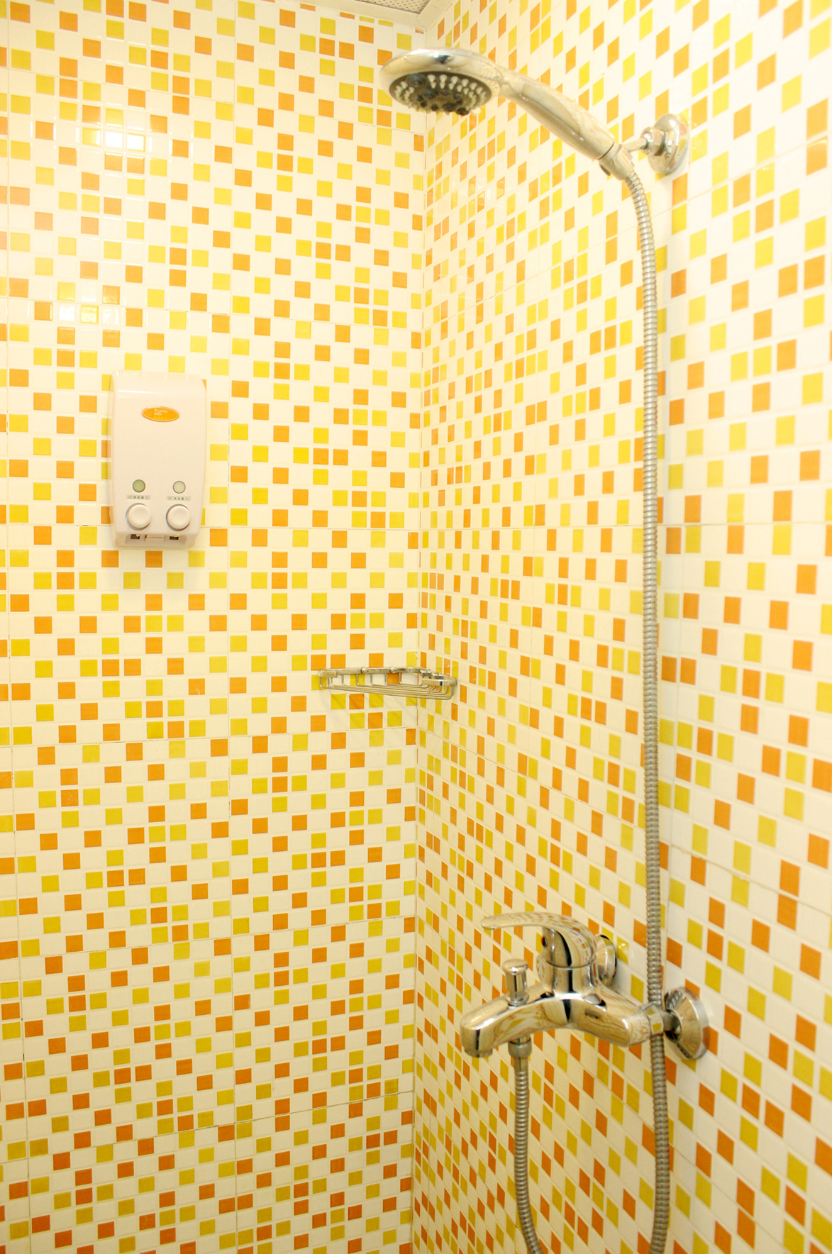 Homeinn Hotel (Shenyangbei Railway Station South Exit) 2*