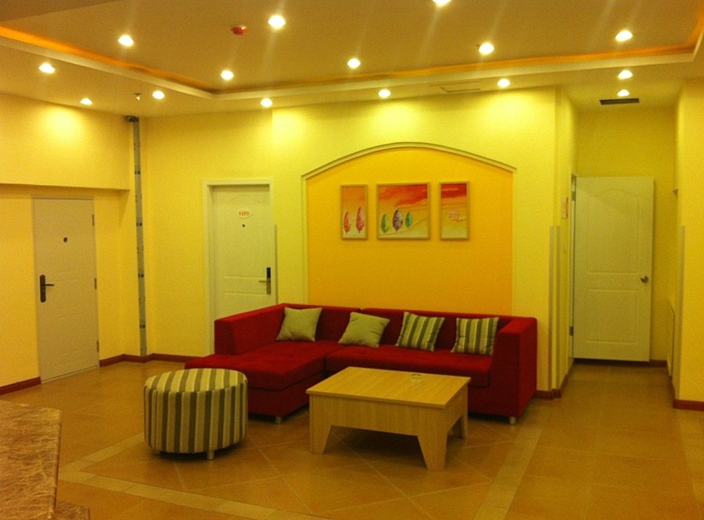 Homeinn Hotel (Shenyangbei Railway Station South Exit) 2*