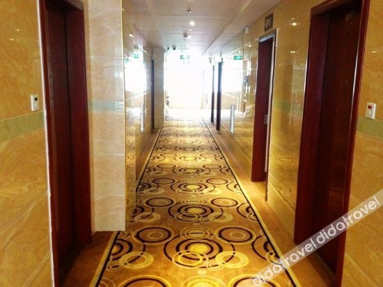 Haoshidai Hotel (Nanning Jiangnan Passenger Station Jinxiang Avenue Subway Station) 2*