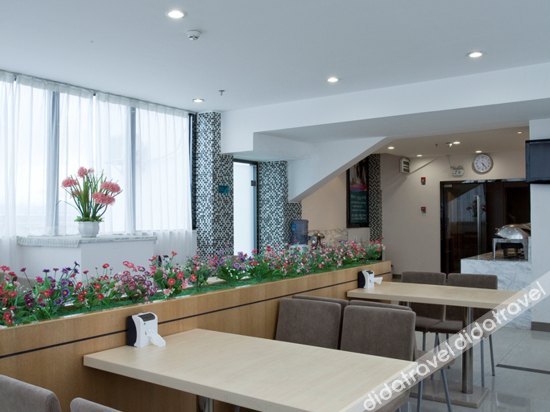 City Comfort Inn Hotel (Baise Layu Bridge Tianzhou Jiale City) 2*