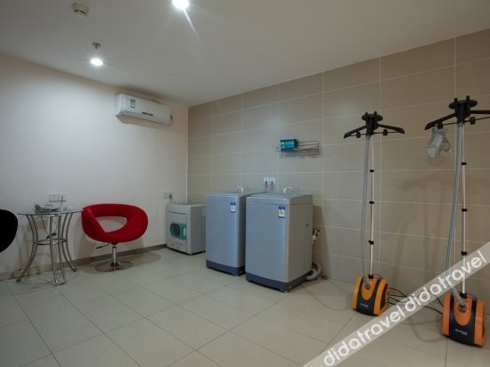 City Comfort Inn Hotel (Baise Layu Bridge Tianzhou Jiale City) 2*