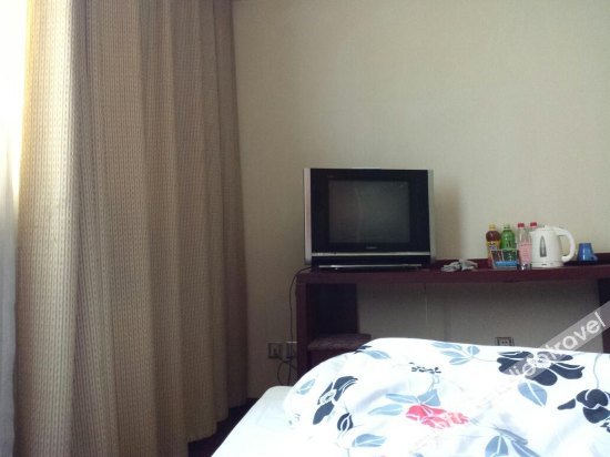 James Joyce Coffetel (Culture Center Metro Station, Youyi Road) 3*