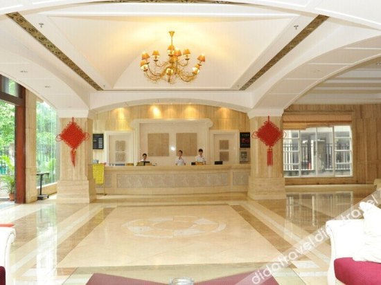 Beichen Hotel 3*
