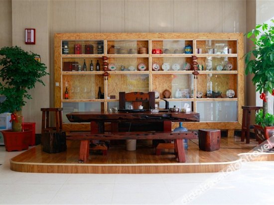 Yeste Hotel(Nanning Youai Interchange No. 33 Middle Subway Station Store) 3*