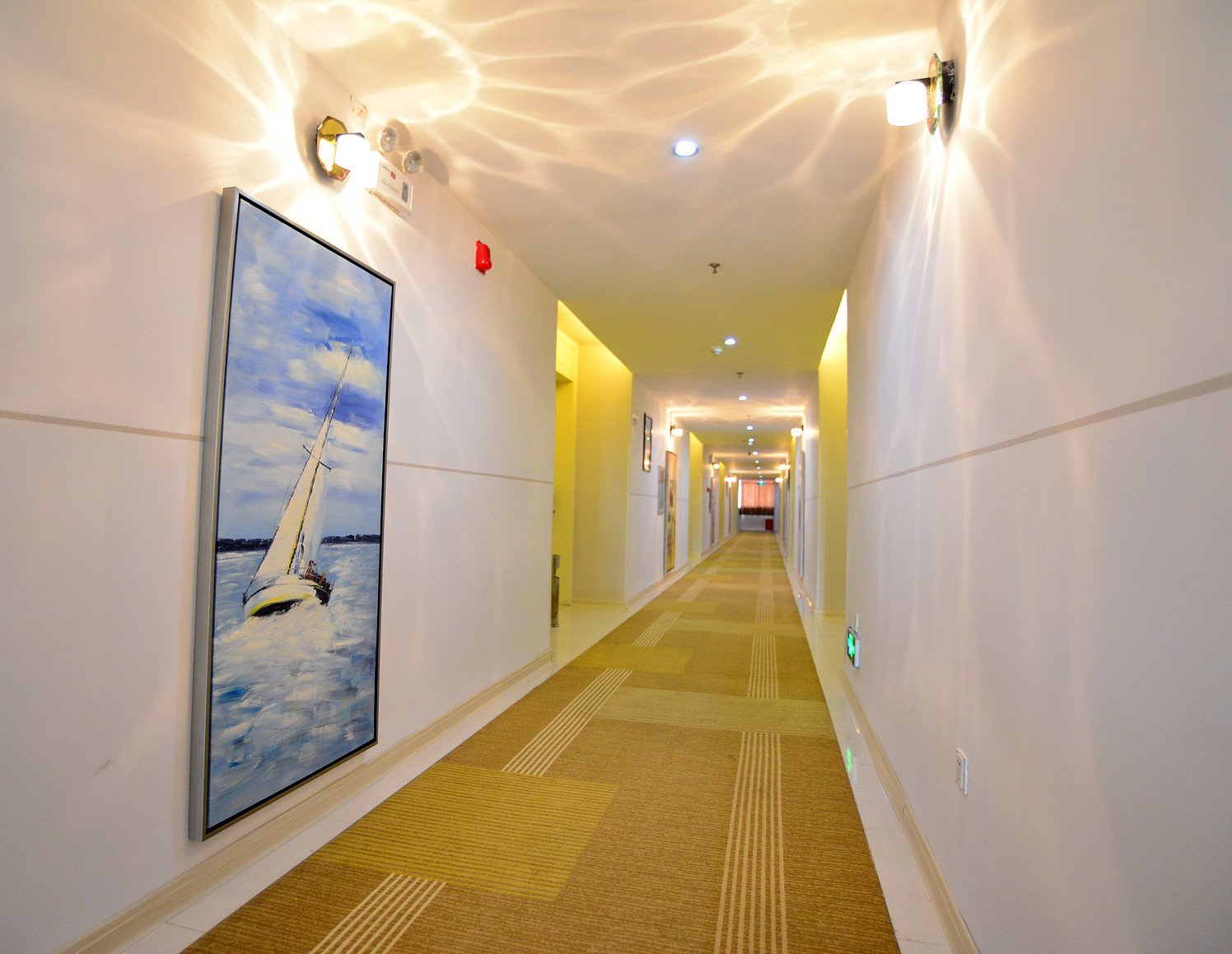 Yeste Hotel(Nanning Youai Interchange No. 33 Middle Subway Station Store) 3*