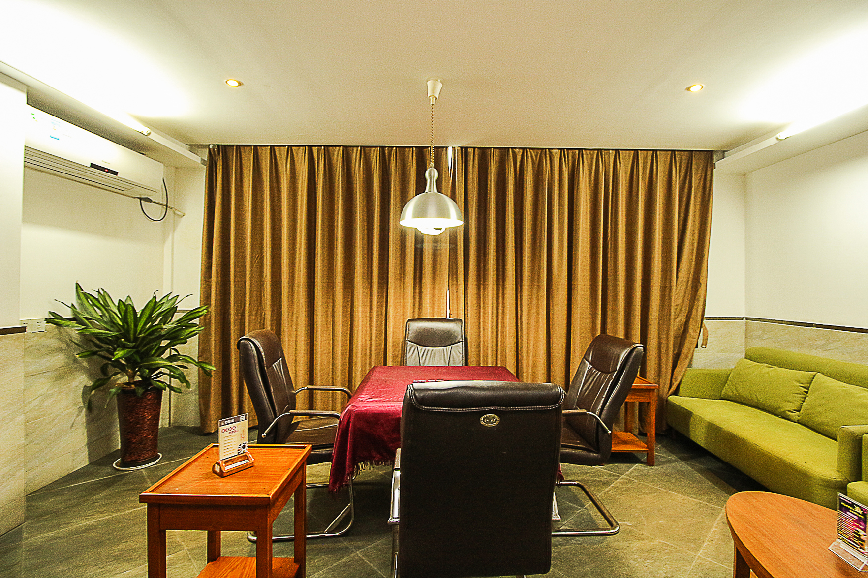 Coconut Island Star Hotel (Coconut Sea Avenue Meilan Airport) 3*
