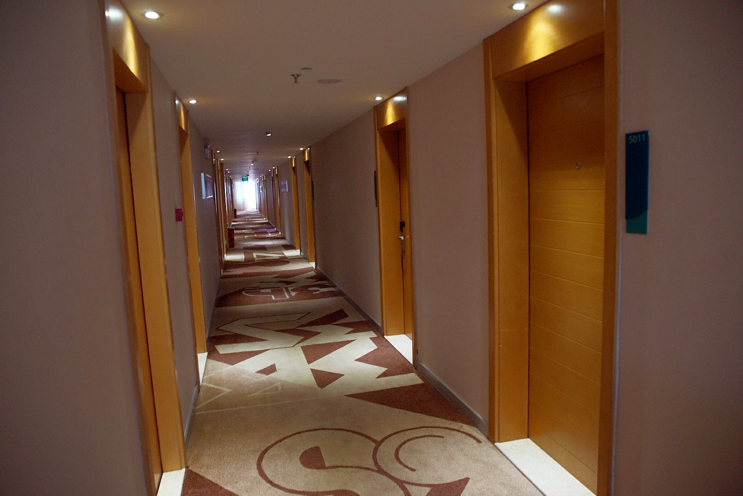City Comfort Inn Hotel (Nanning Jinhu Square Nanhu Subway Station) 3*