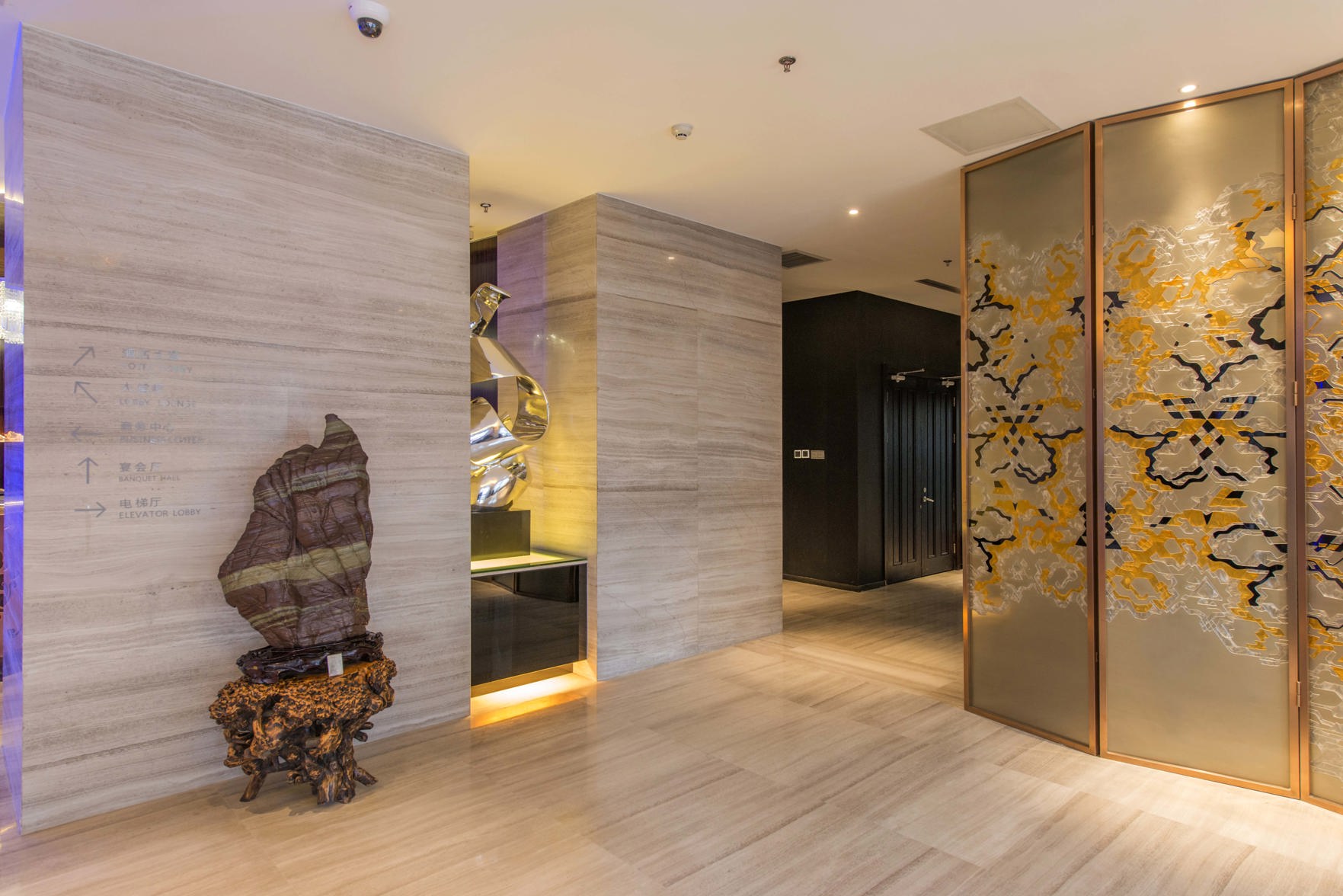 Yatai Longda Hotel 4*