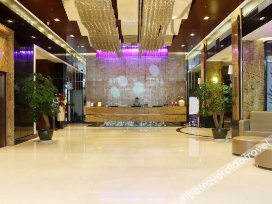 Tulips International Hotel 3*