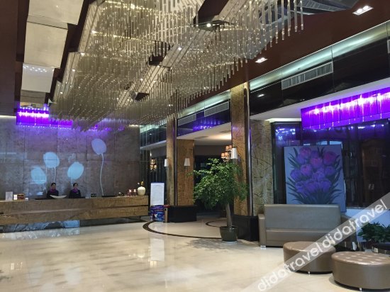 Tulips International Hotel 3*