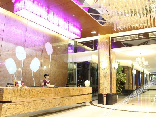 Tulips International Hotel 3*