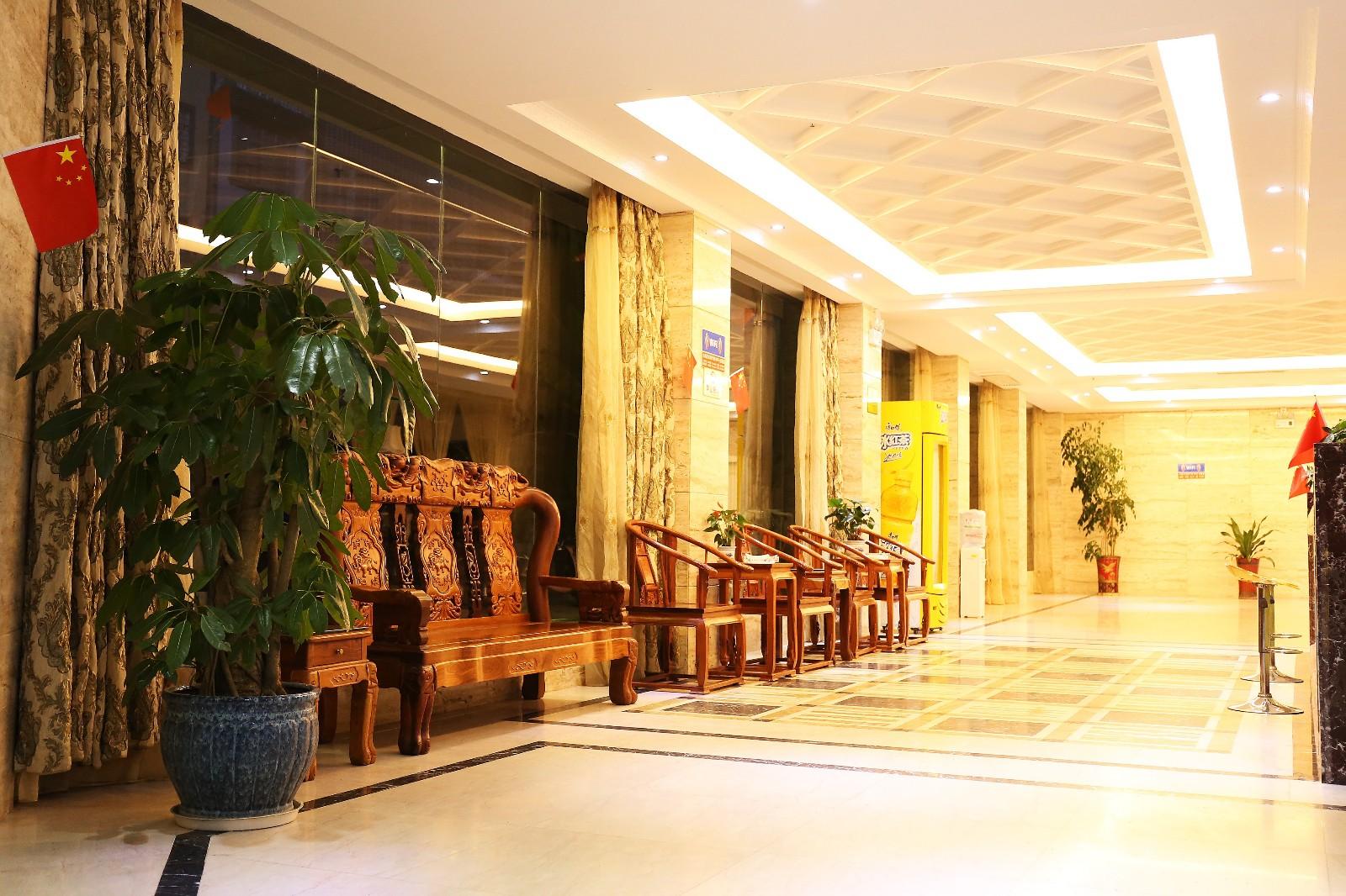 Yeste Hotel (Qunxing Avenue Store of Fangchenggang High-speed Railway Station) 3*
