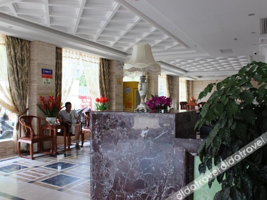 Yeste Hotel (Qunxing Avenue Store of Fangchenggang High-speed Railway Station) 3*