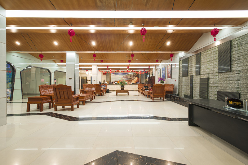 Haichen Hotel 3*