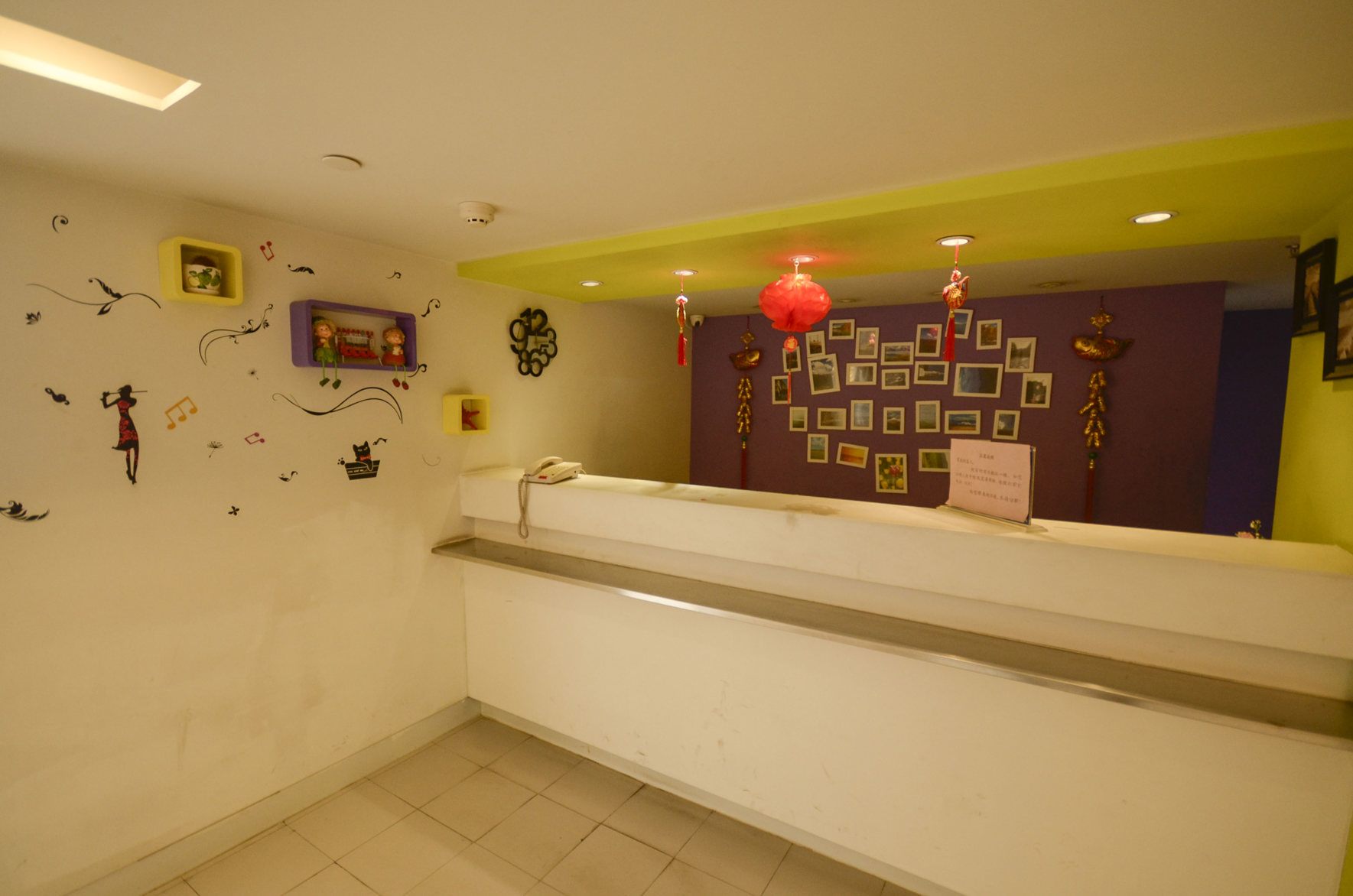 Wanbo Hotel (Xining Mojia Street & Daxin Street Night Market Branch) 2*