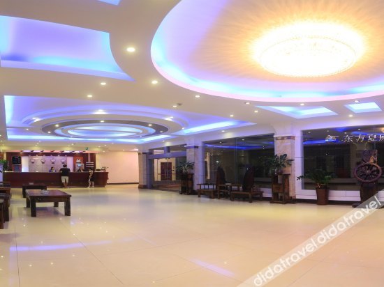 Oriental Hawaii Hotel 2*