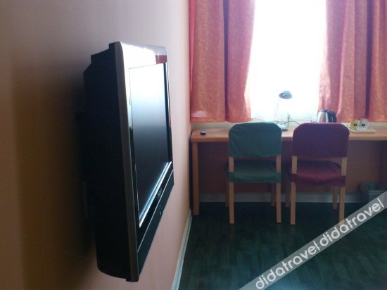 Homeinn · neo (Wuxi Nanchang Ancient Street Qingmingqiao Subway Station) 2*