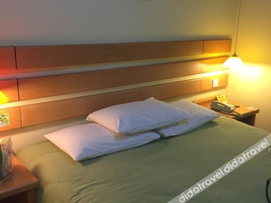 Homeinn · neo (Wuxi Nanchang Ancient Street Qingmingqiao Subway Station) 2*