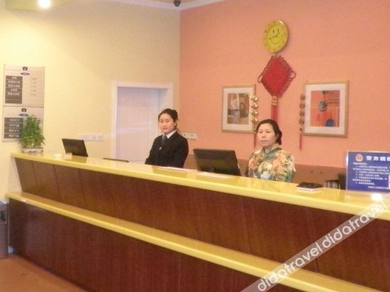 Homeinn · neo (Wuxi Nanchang Ancient Street Qingmingqiao Subway Station) 2*